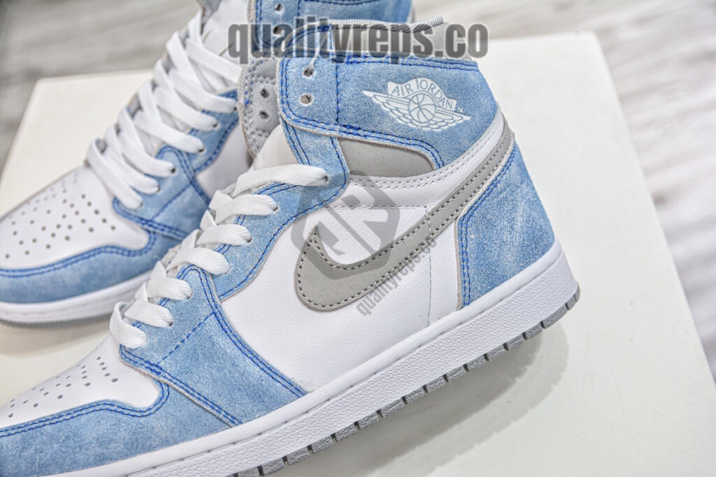 Air Jordan 1 High OG Hyper Royal Quality Reps 8