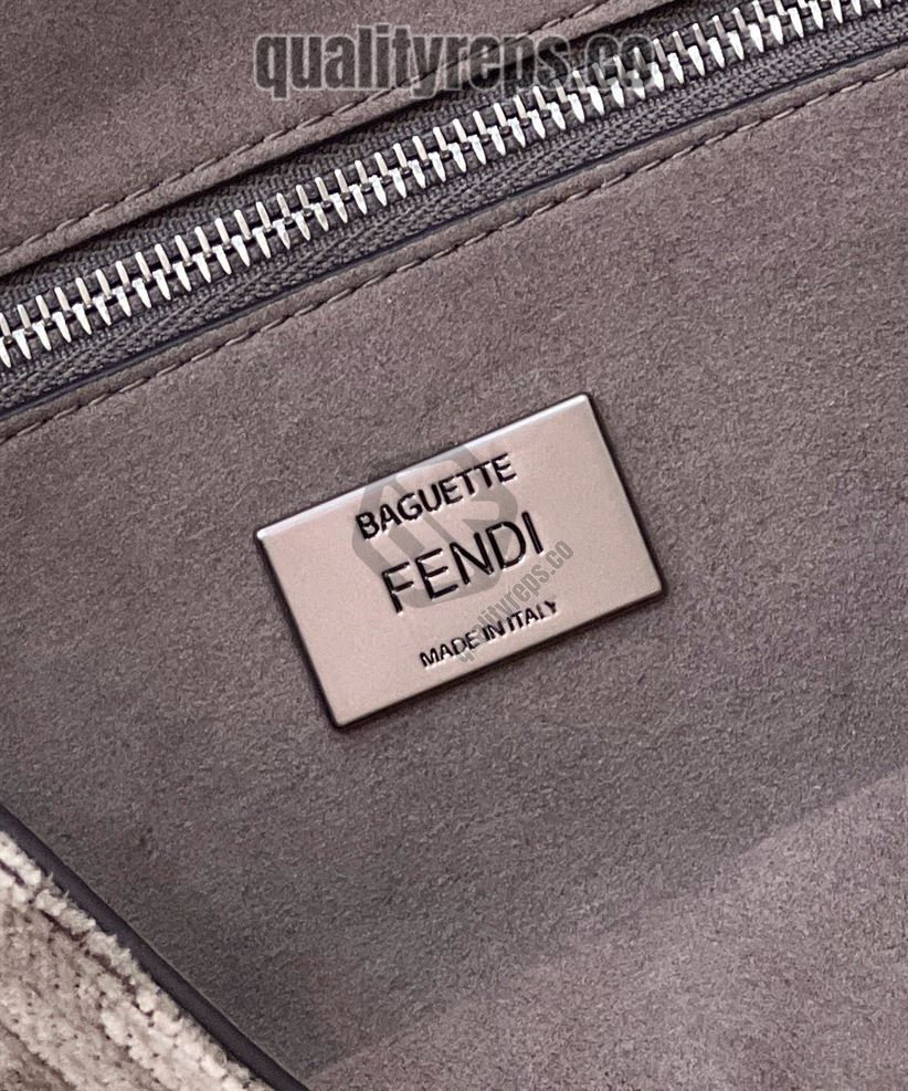 Baguette Chain Midi Dark Grey FB004 Quality Reps - Image 10