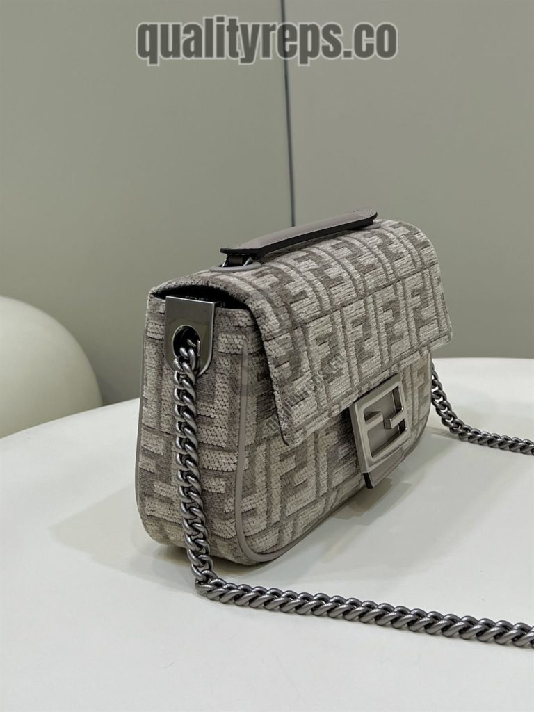 Baguette Chain Midi Dark Grey FB004 Quality Reps