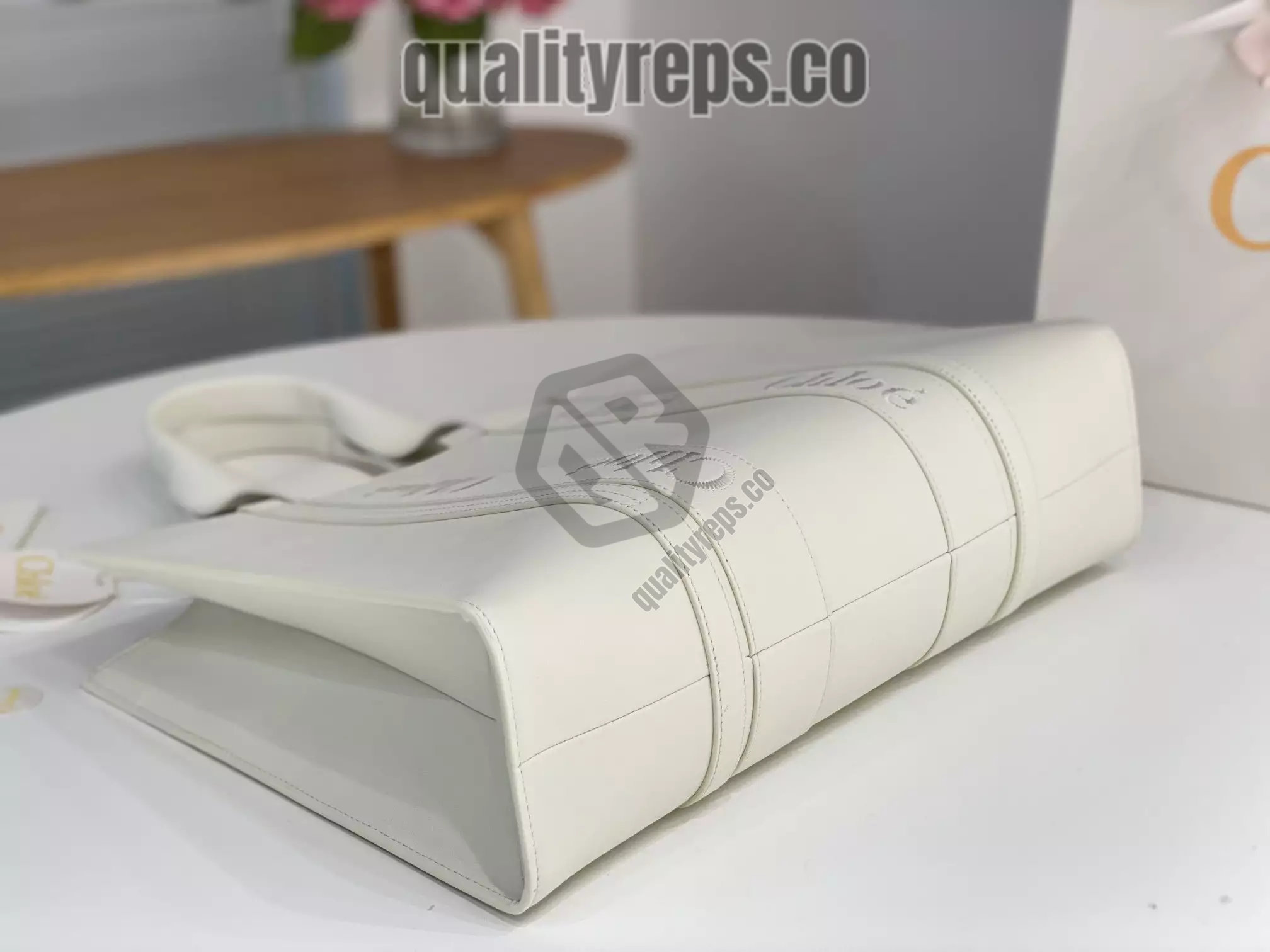 Chloé Large Woody Tote Bag White 5