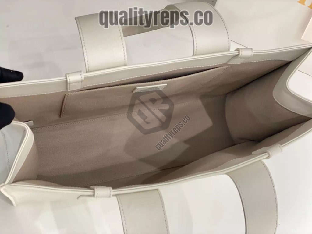 Chloé Large Woody Tote Bag White 8