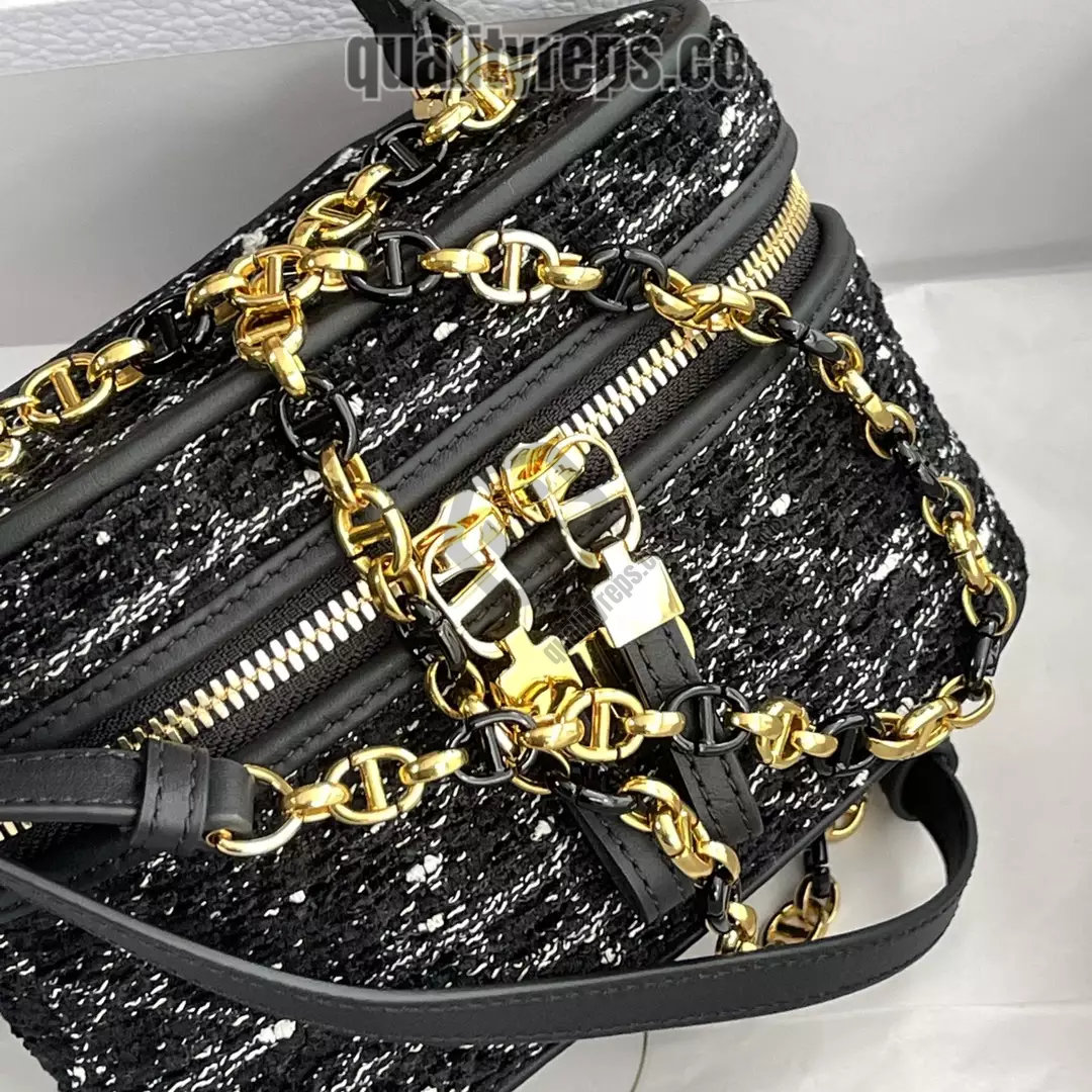 Dior Caro Mini Vanity Case Black Cannage Tweed Embroidery Quality Reps - Image 6