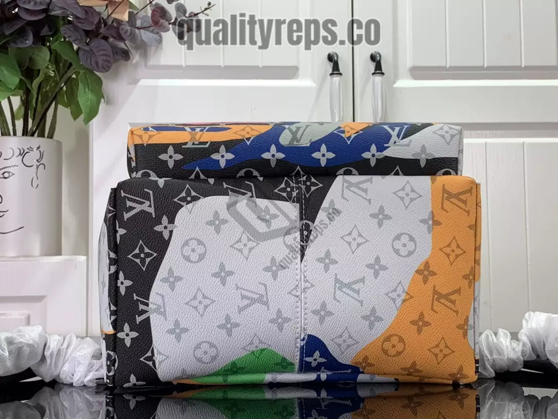 Discovery Backpack PM Multicolor Monogram Canvas And Cowhide Leather Quality Reps - Image 5