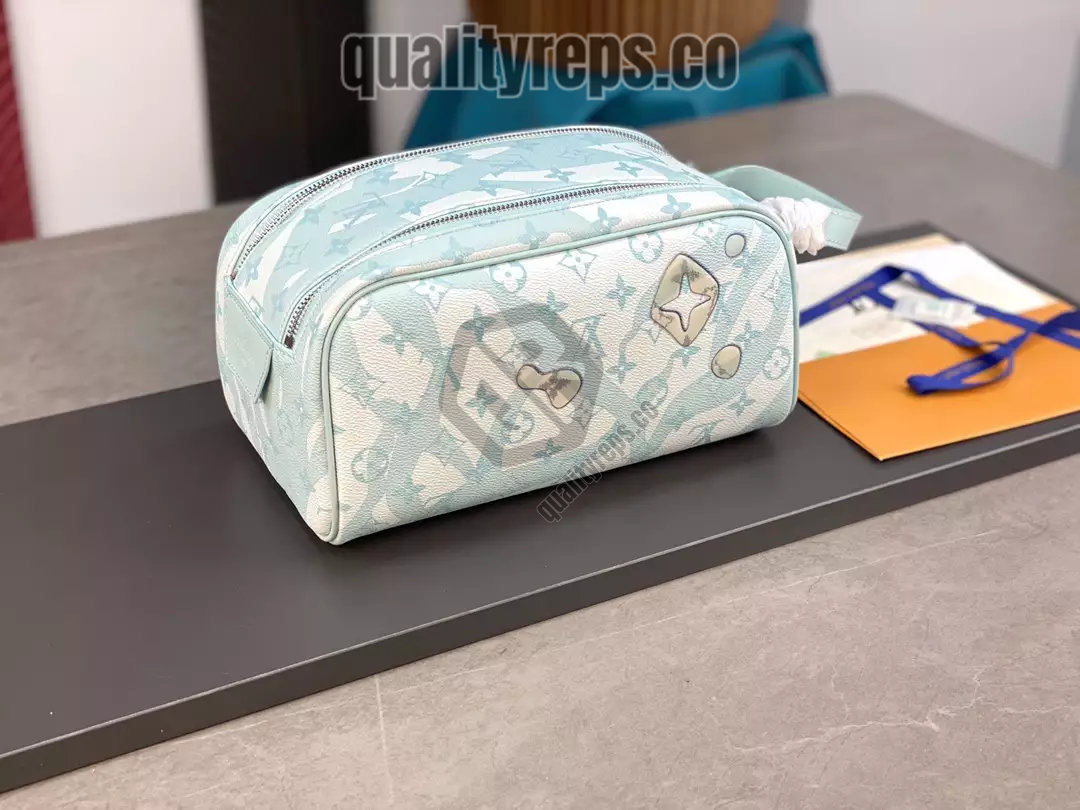 Dopp Kit Monogram Aquagarden Canvas Crystal Blue Leather Quality Reps - Image 3