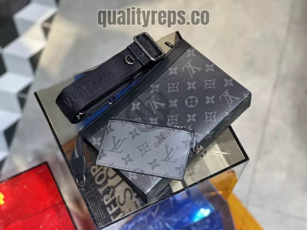 Gaston Wearable Wallet Monogram Eclipse Reverse Quality Reps