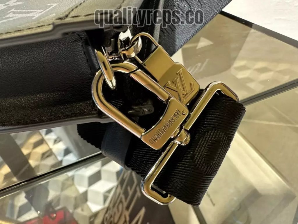 Gaston Wearable Wallet Monogram Eclipse Reverse Quality Reps