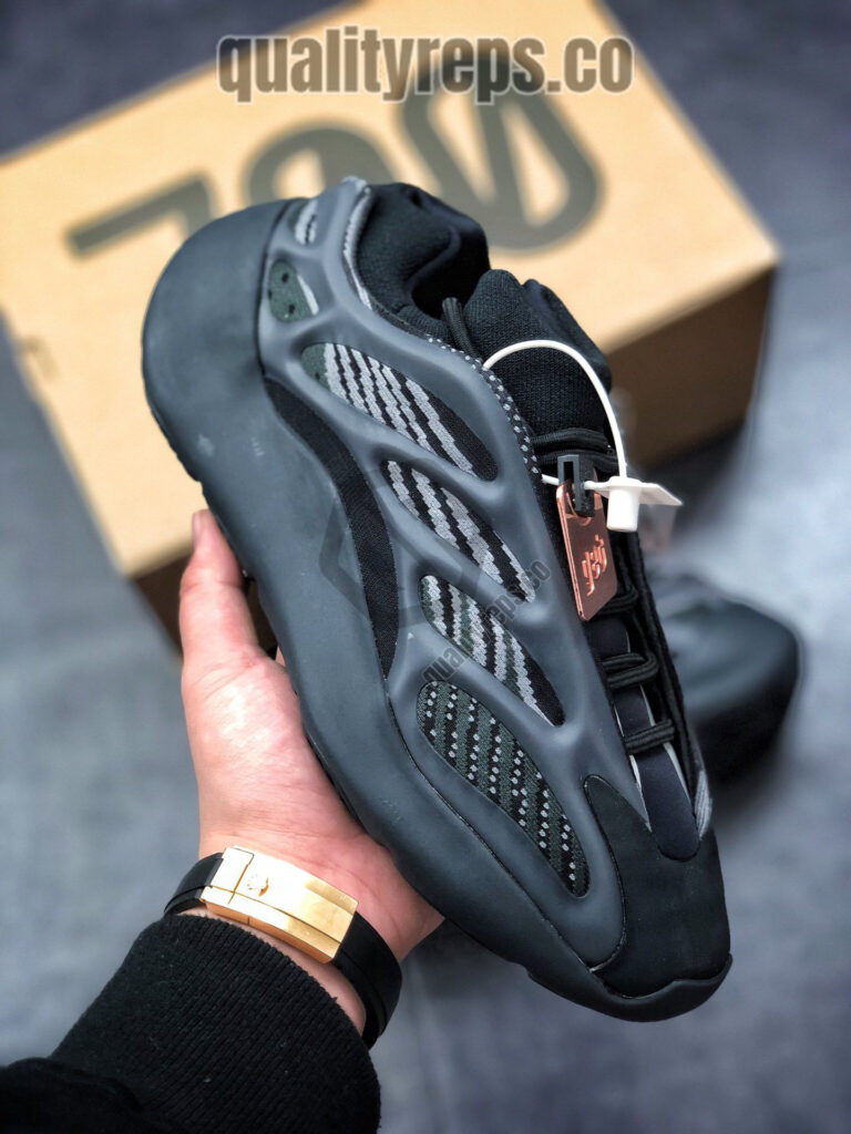 Yeezy 700 V3 Alvah Quality Reps 2