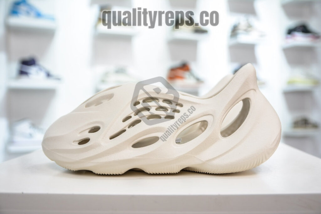 Yeezy Foam Runner 'Ararat' Quality Reps 2