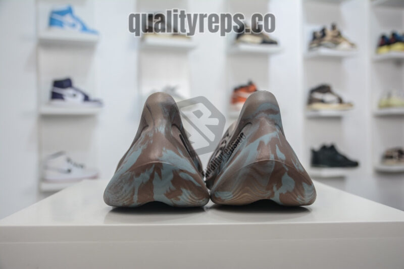 Yeezy Foam Runner 'MX Sand Grey' Quality Reps 3