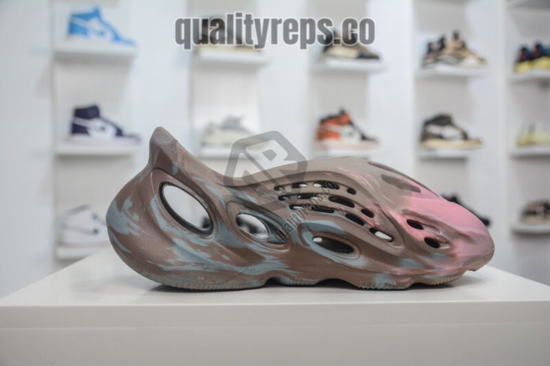 Yeezy Foam Runner 'MX Sand Grey' Quality Reps 4