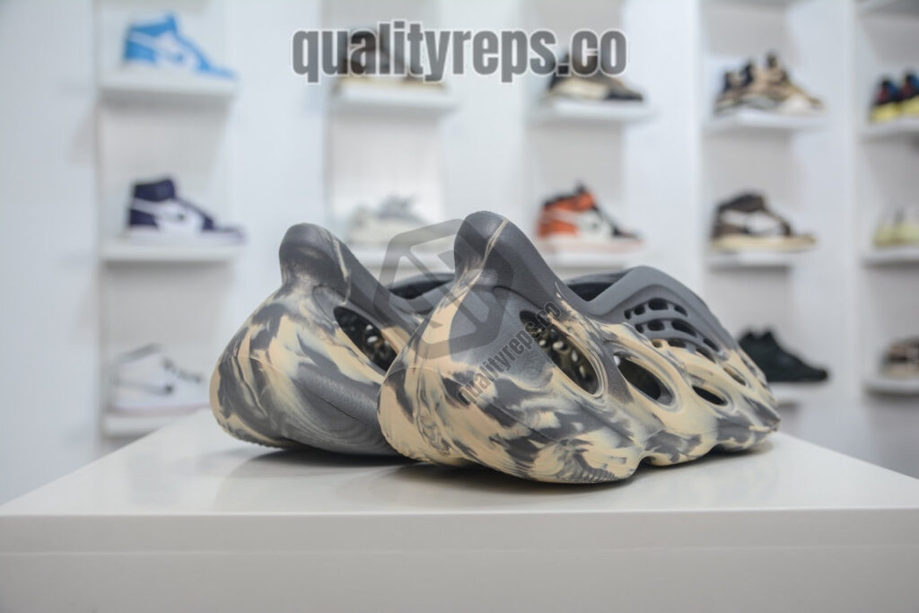 Yeezy Foam Runner 'MXT Moon Grey' Quality Reps 7
