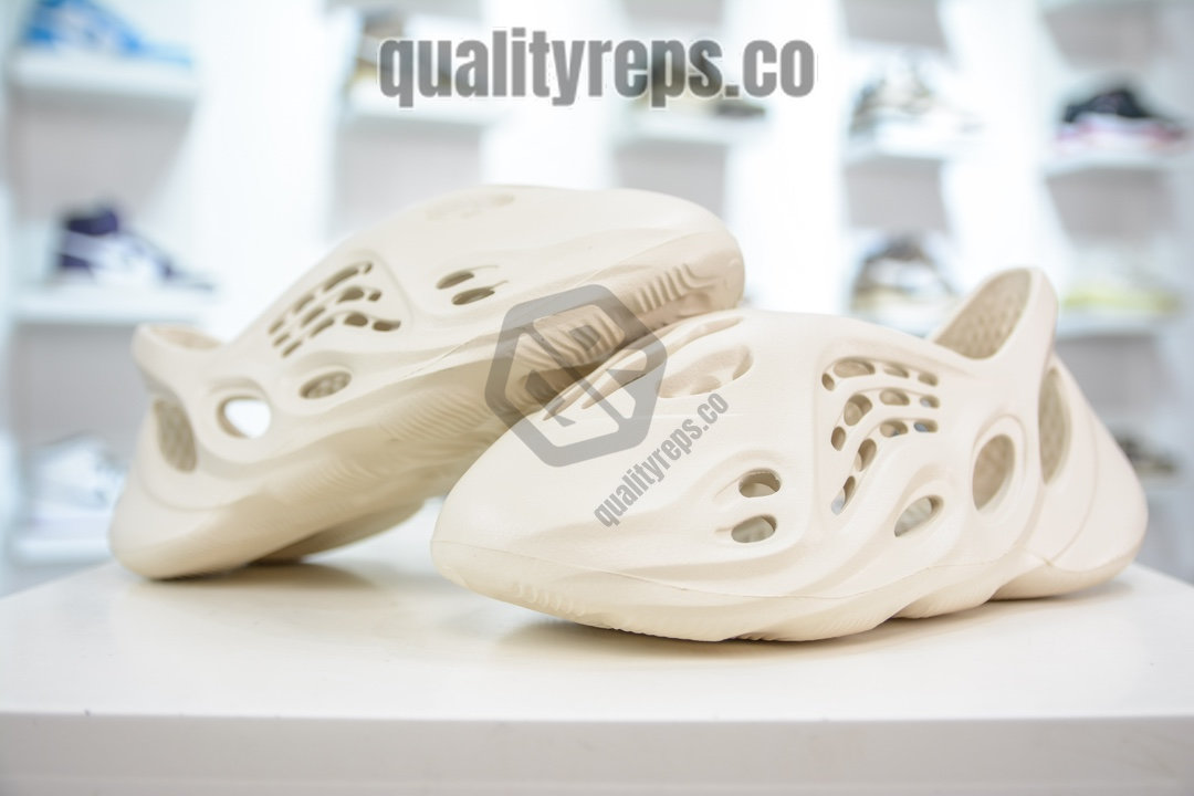Yeezy Foam Runner 'Sand' Quality Reps 5