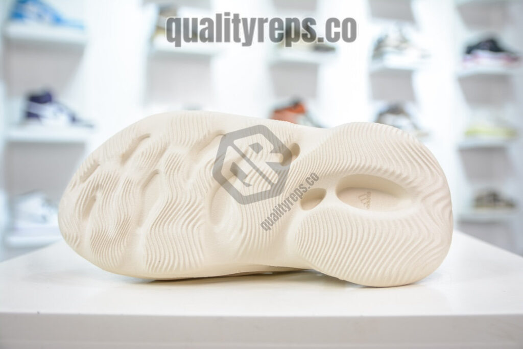 Yeezy Foam Runner 'Sand' Quality Reps 6