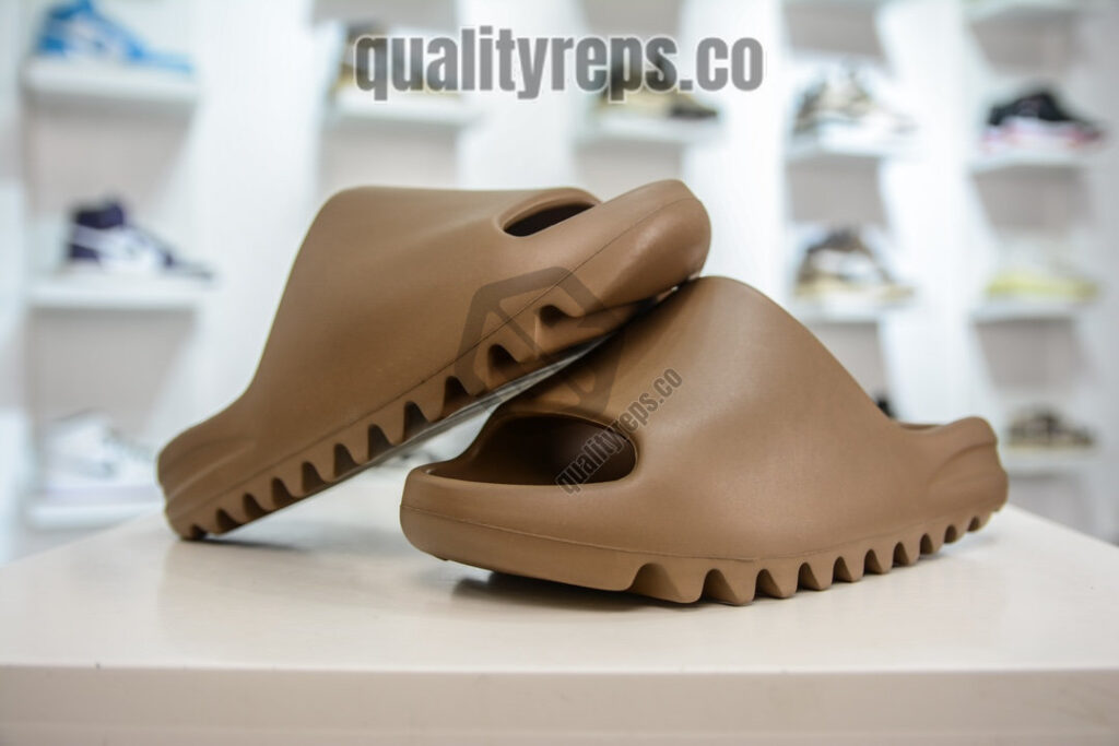 Yeezy Slides 'Core' Quality Reps 5