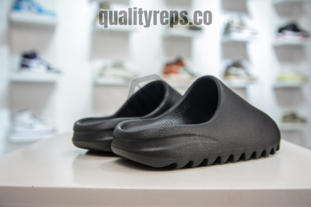 Yeezy Slides 'Onyx' Quality Reps 7